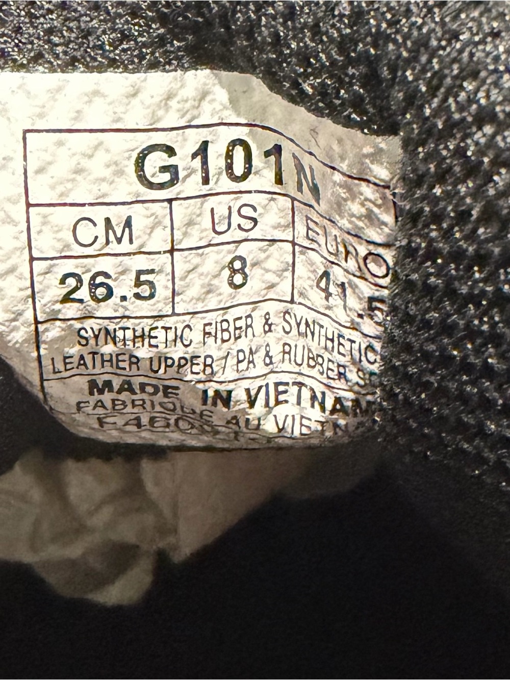 Label inside garment - Picture 3 of 6